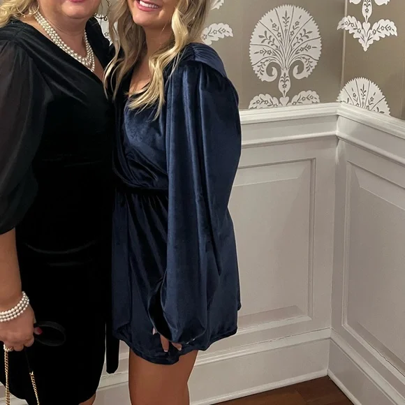 House of Harlow 1960 x Revolve Mika Kimono Dress in Navy - Picture 4 of 6